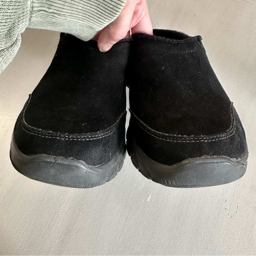 Skechers Relaxed Fit Air-Cooled Memory Foam Black Slip-On Sneakers Sz 8 GUC - Picture 6 of 10